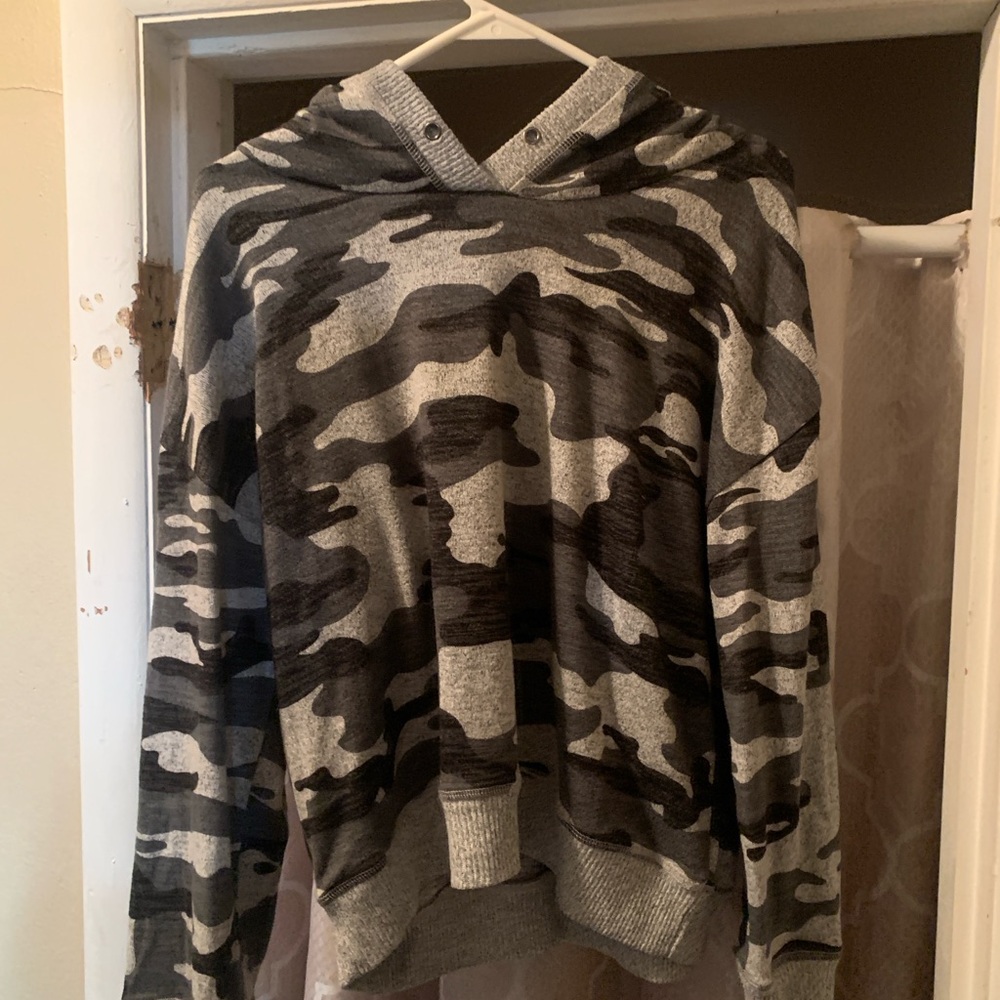 Sportelle Gray Camo Hoodie